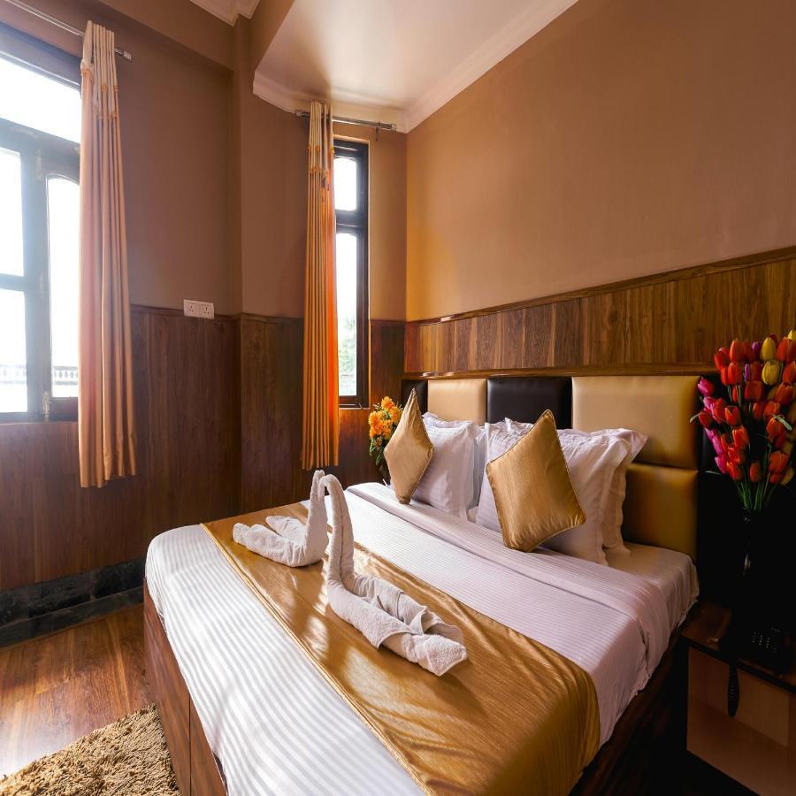 Hotel Varuni Mcleodganj Dharamshala Luaran gambar